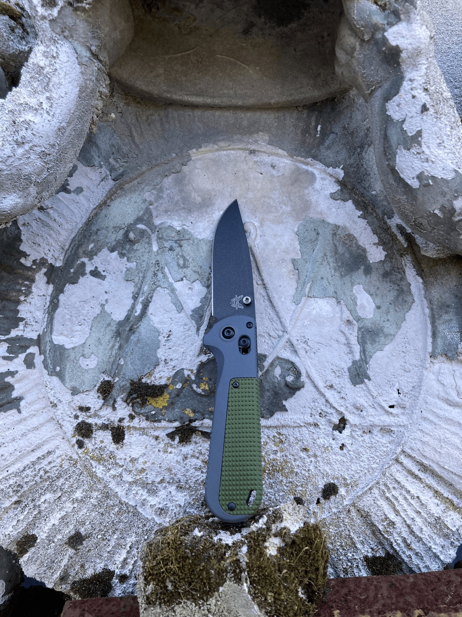 Knife Deep Dive: Benchmade Redoubt - The Old Man Knives & Tools